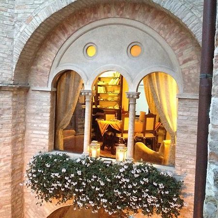 Palazzetto Bentivoglio Villa Sassoferrato Exteriör bild