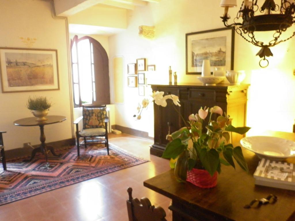 Palazzetto Bentivoglio Villa Sassoferrato Exteriör bild