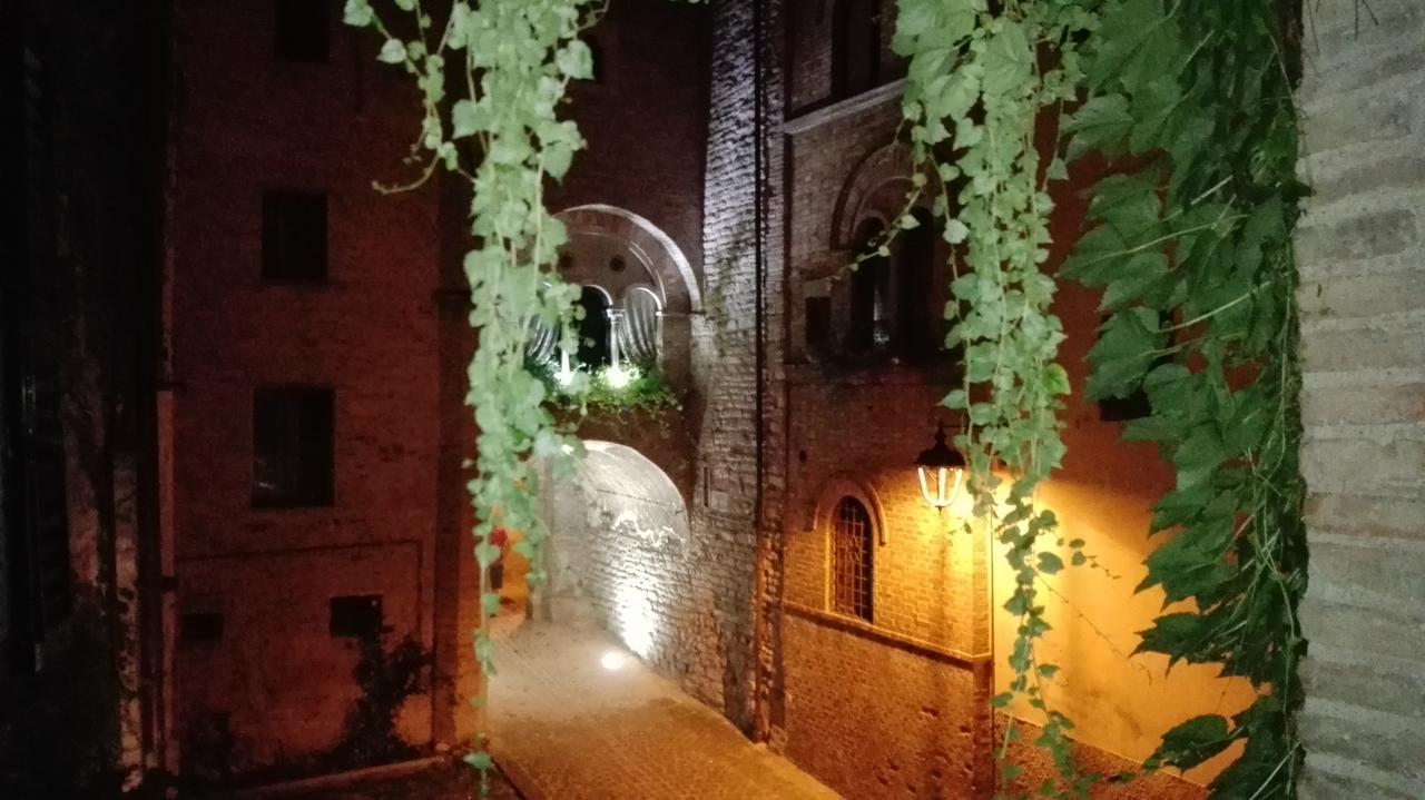 Palazzetto Bentivoglio Villa Sassoferrato Exteriör bild